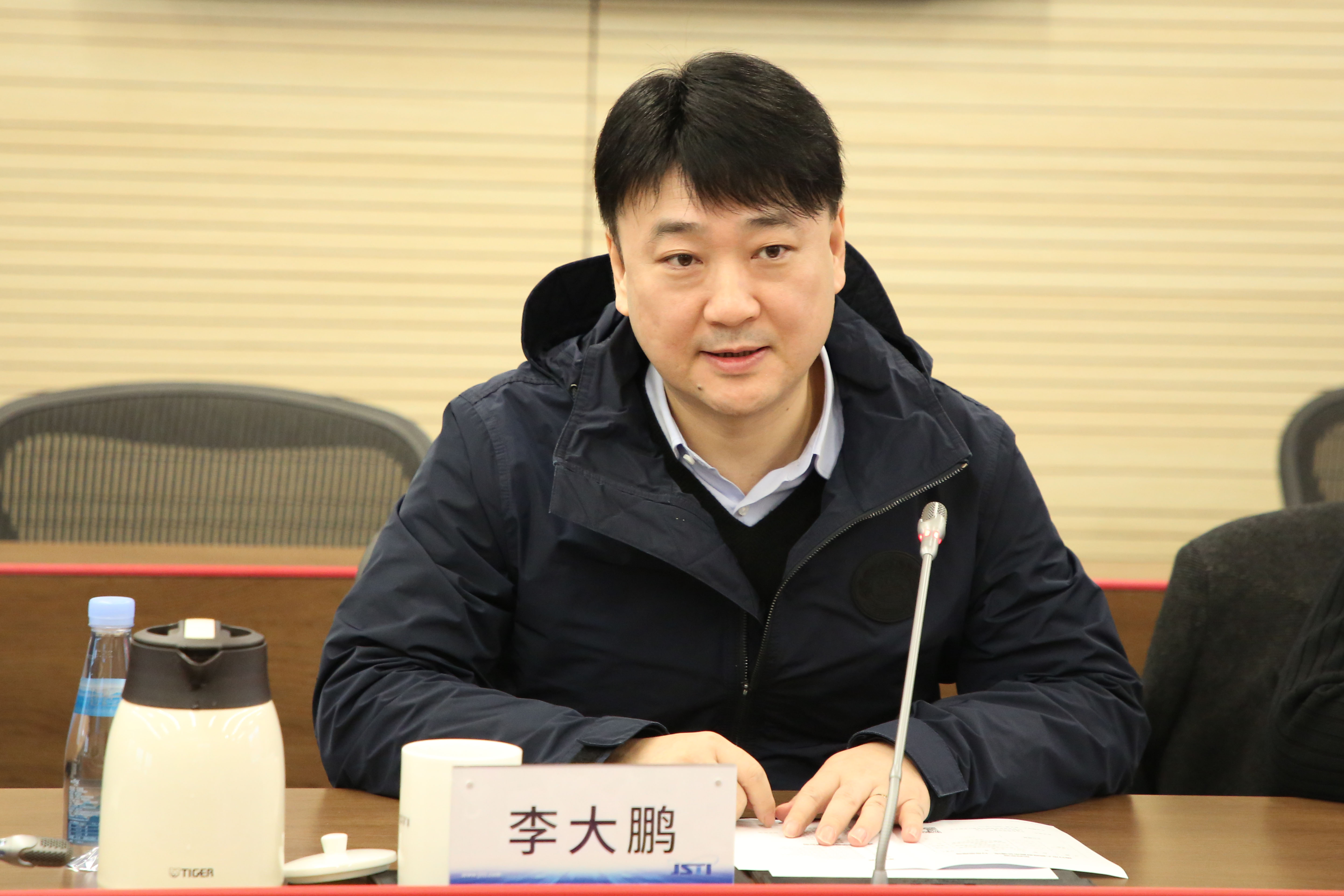0、李董.jpg